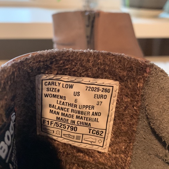 Bogs Carly Low Leather Boot - Picture 5 of 6